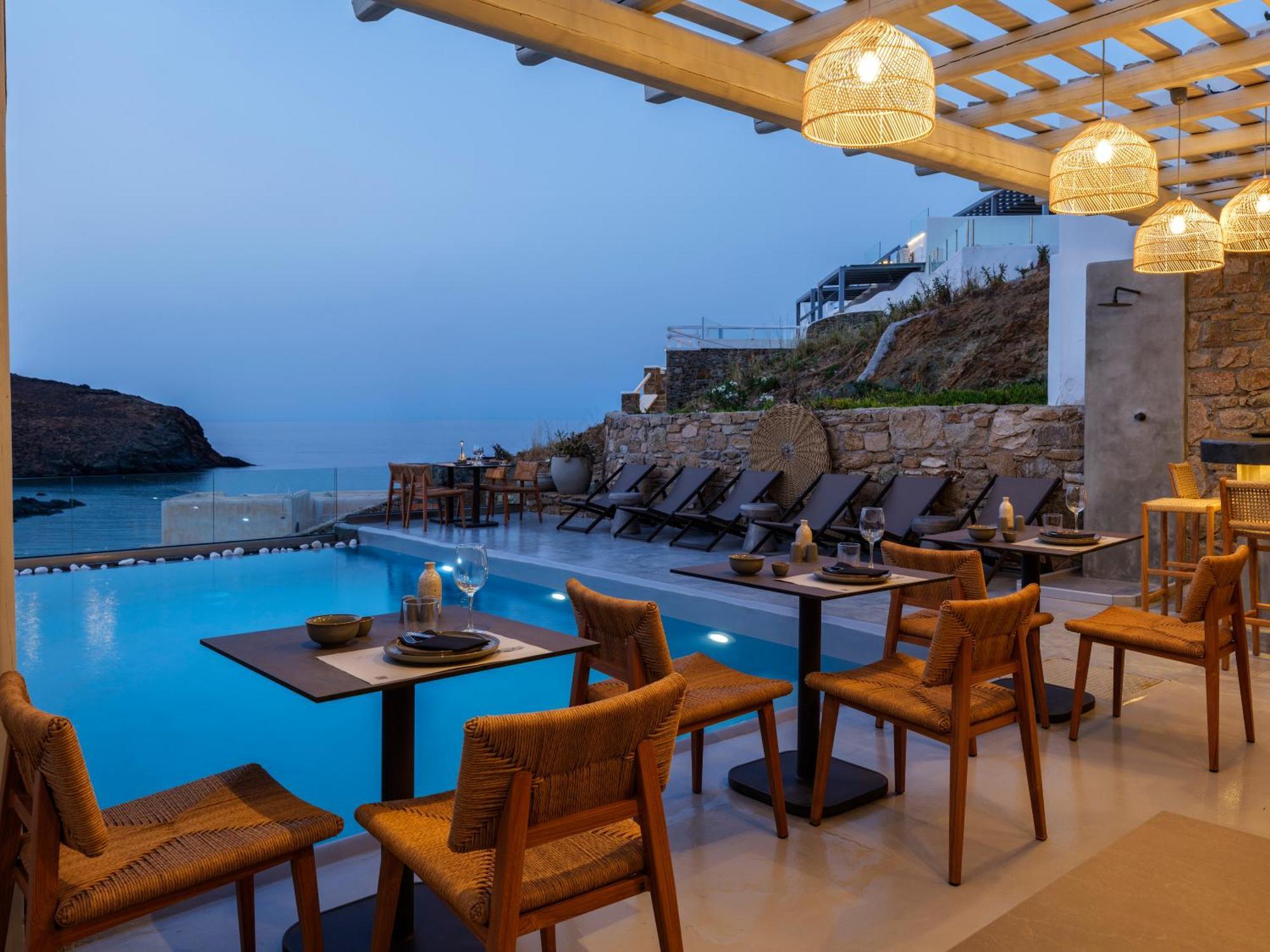 The Mykonist Merchia Beach Villas & Suites Exterior foto