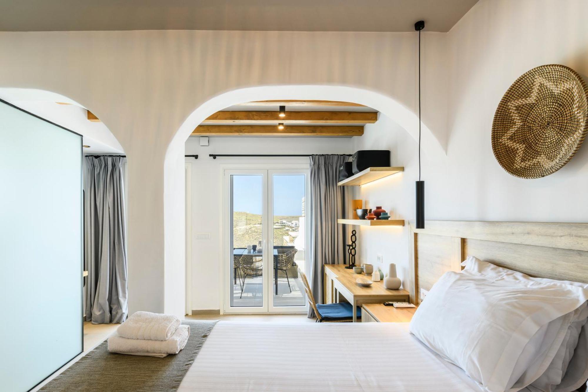 The Mykonist Merchia Beach Villas & Suites Exterior foto