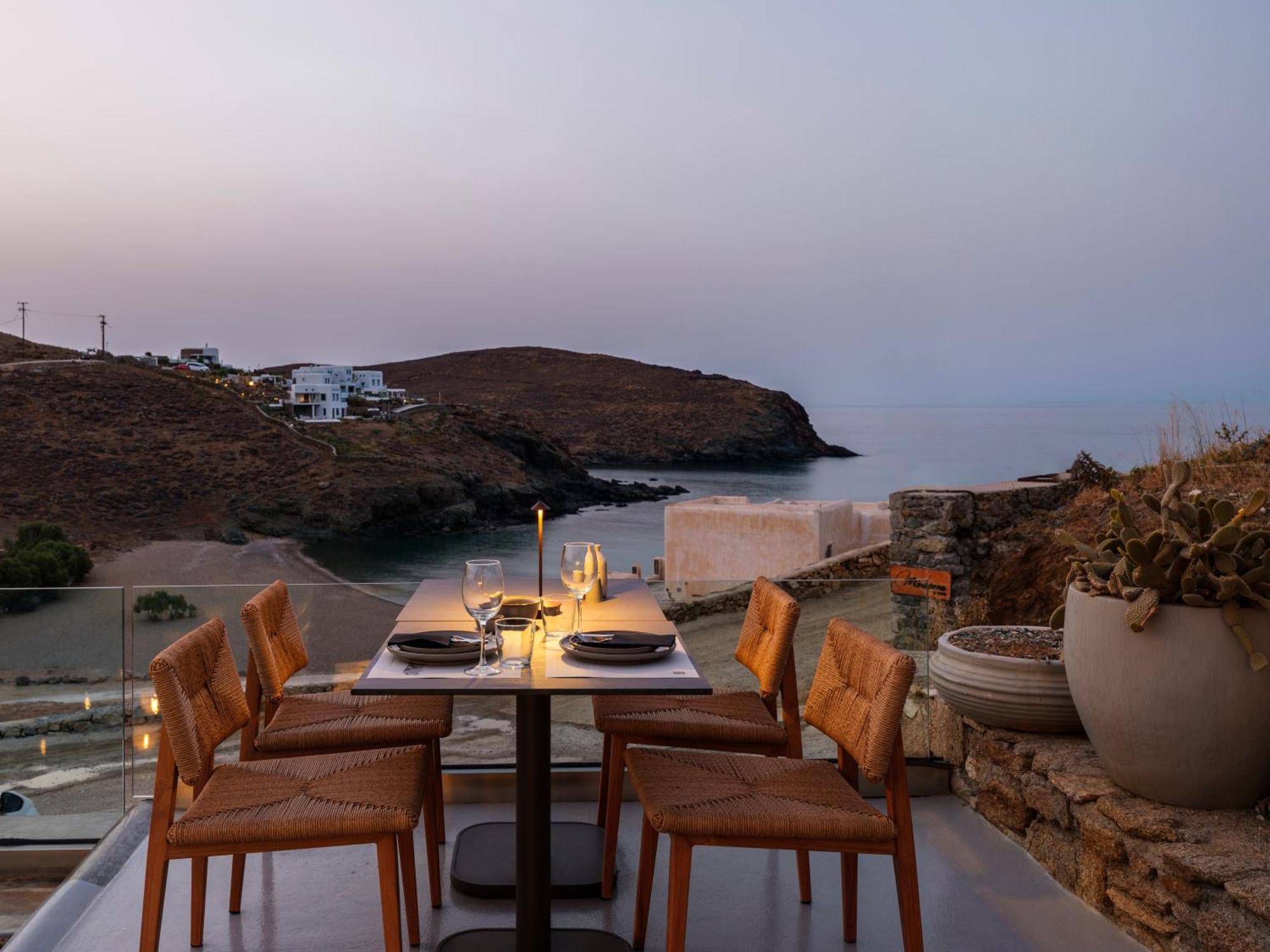 The Mykonist Merchia Beach Villas & Suites Exterior foto