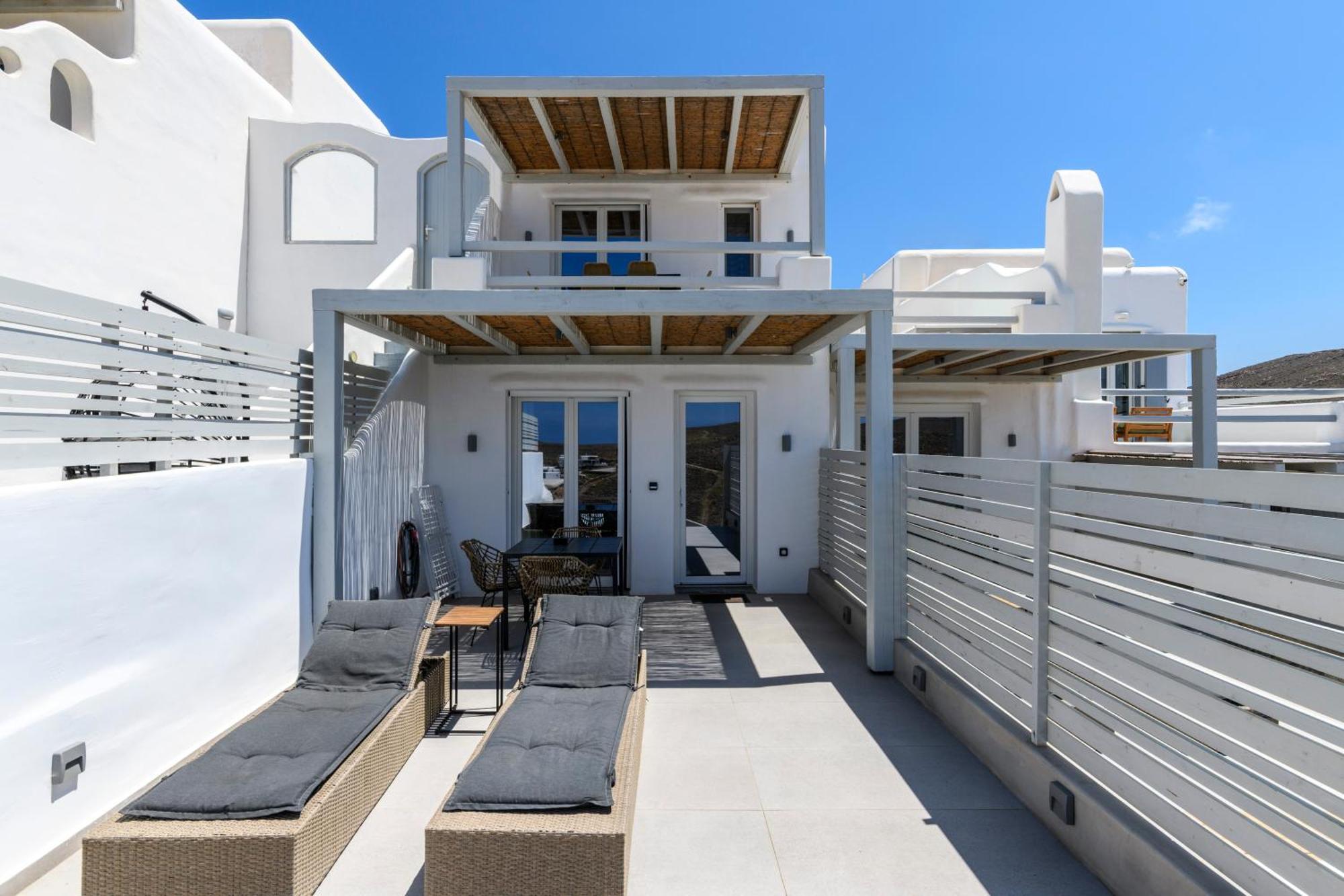 The Mykonist Merchia Beach Villas & Suites Exterior foto