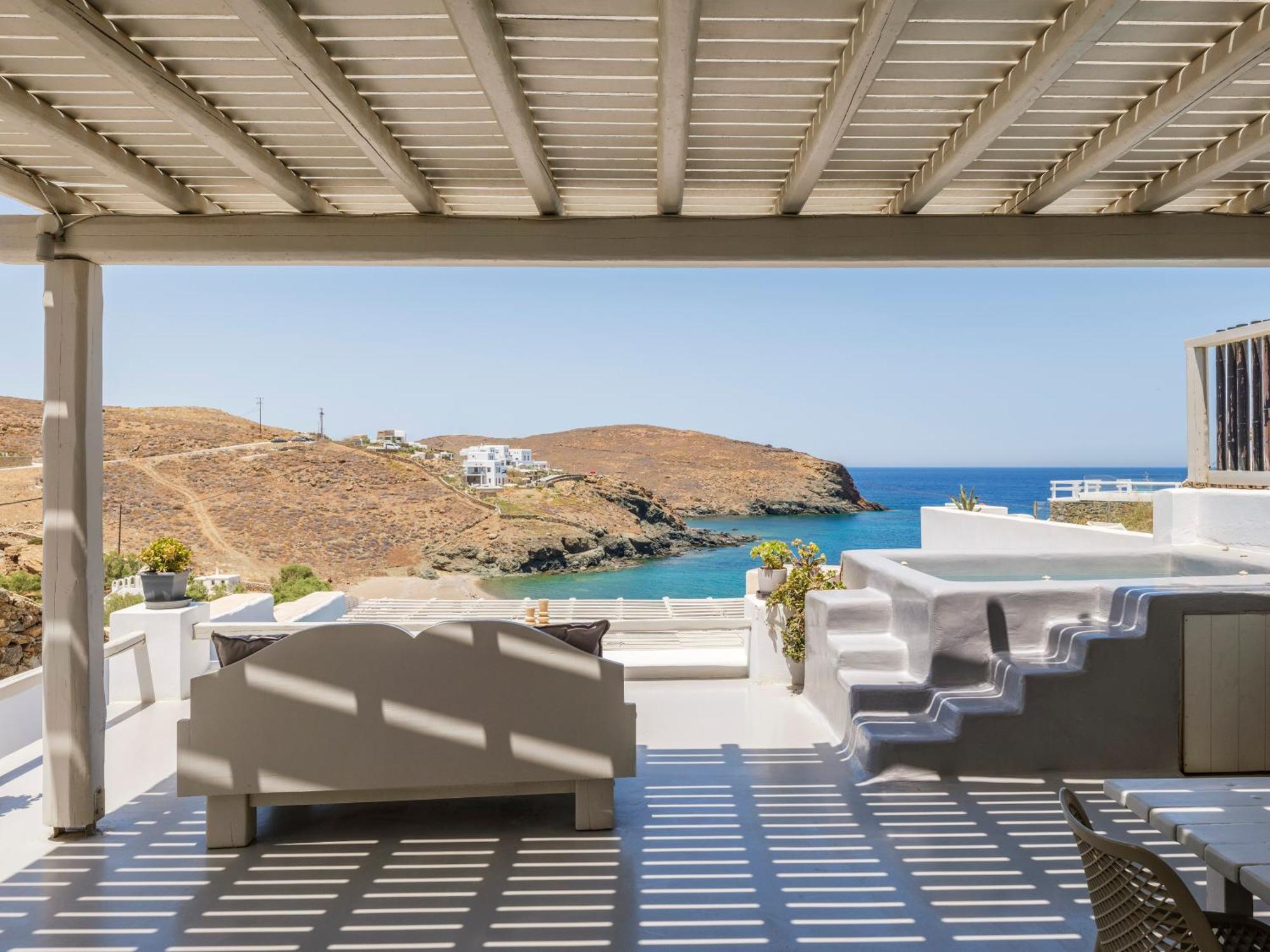The Mykonist Merchia Beach Villas & Suites Exterior foto