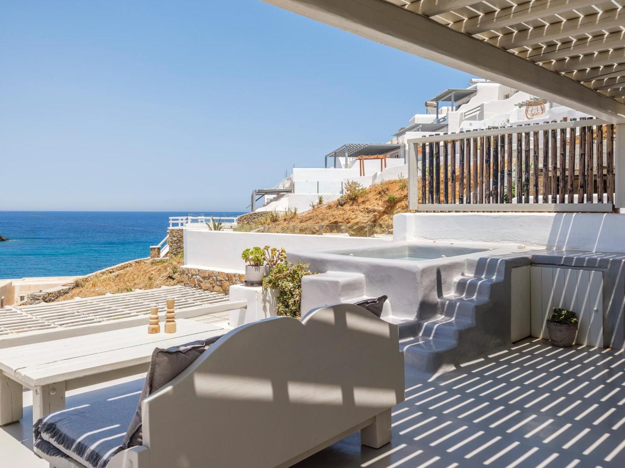 The Mykonist Merchia Beach Villas & Suites Exterior foto