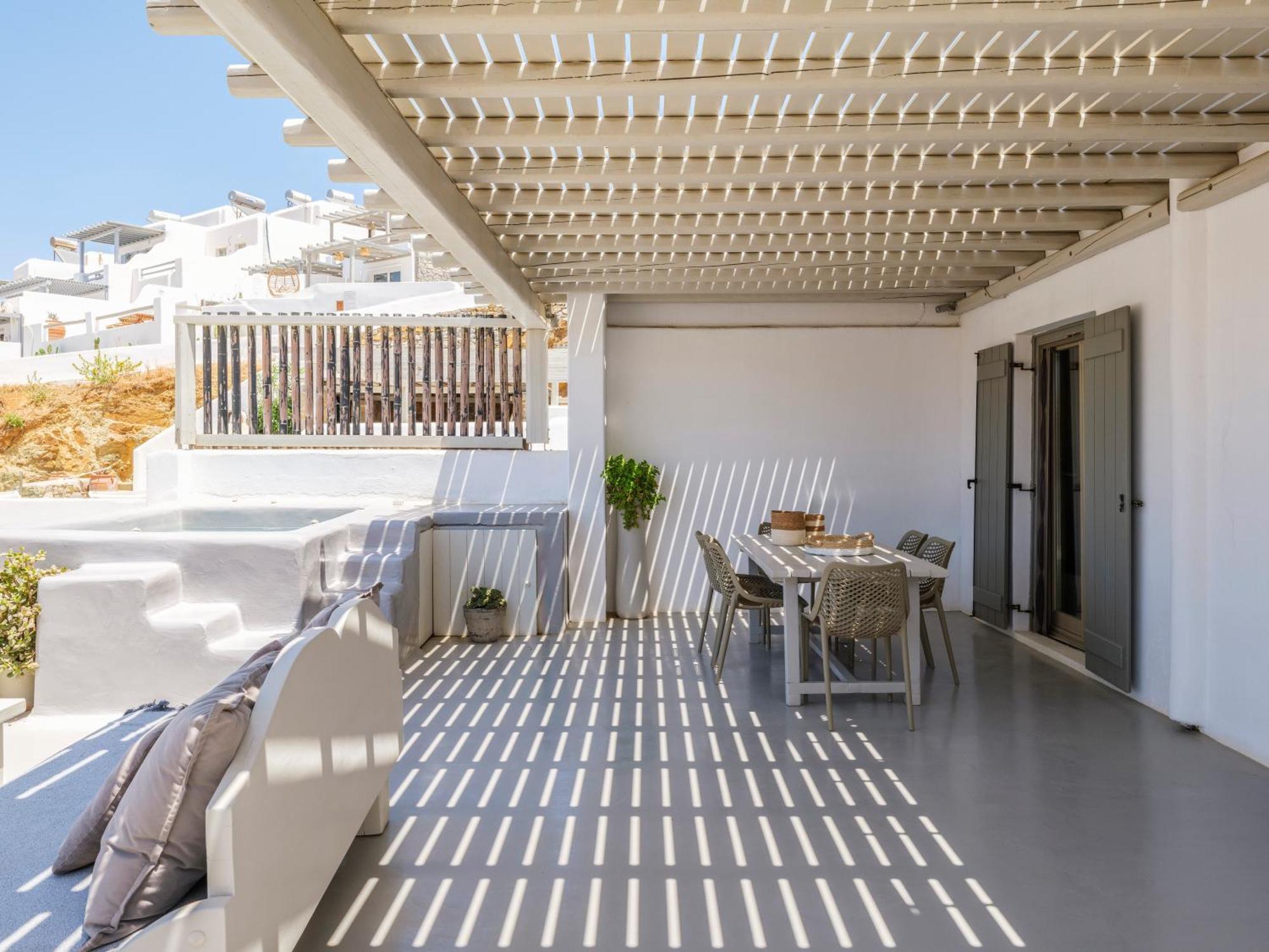 The Mykonist Merchia Beach Villas & Suites Exterior foto