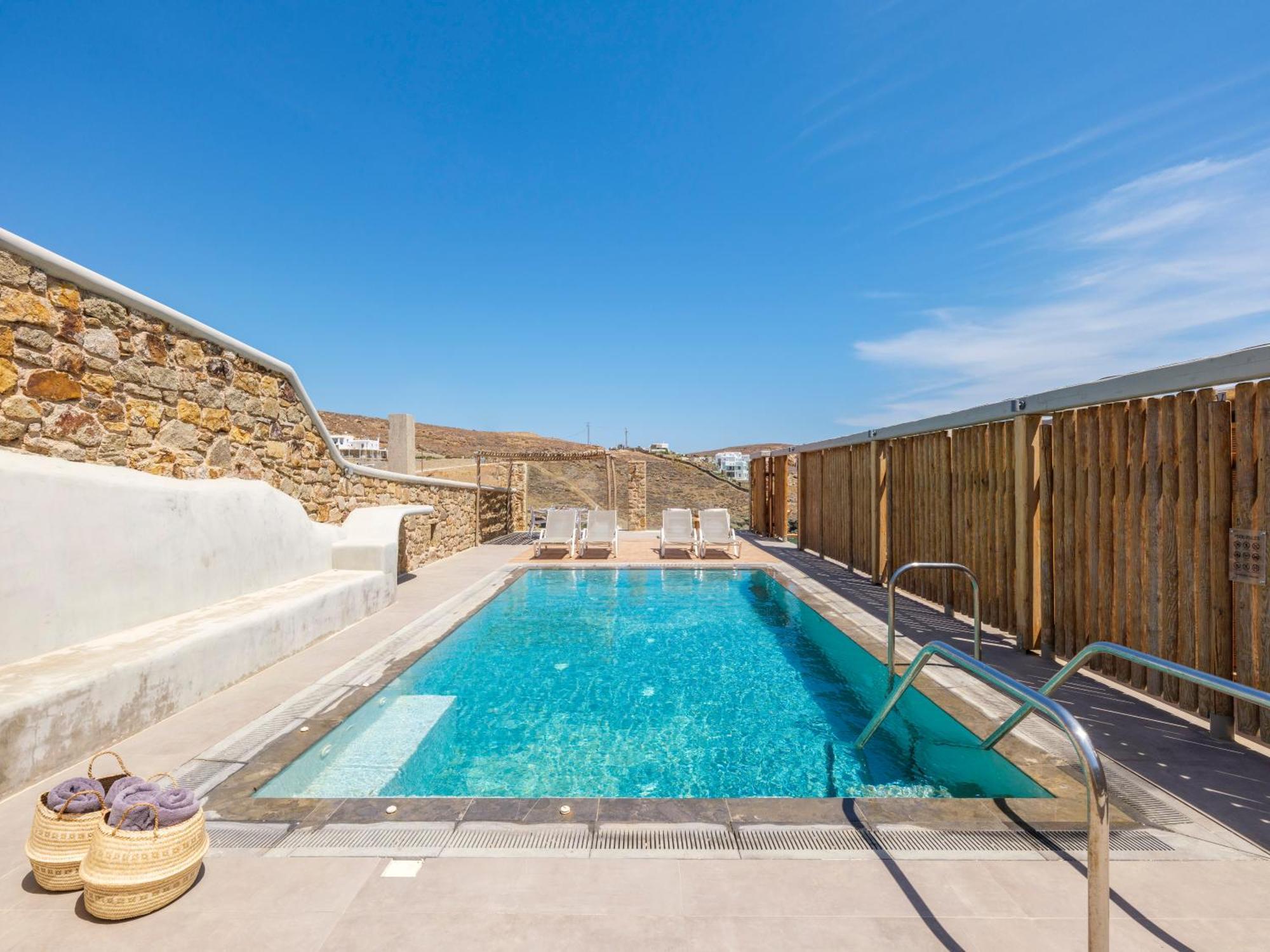 The Mykonist Merchia Beach Villas & Suites Exterior foto